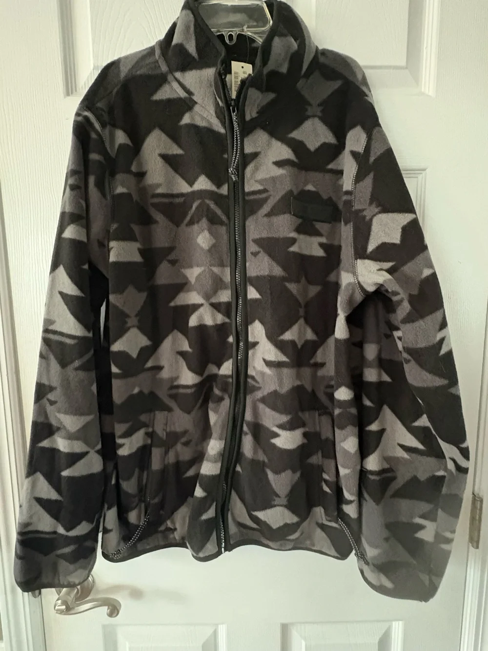 NWT- Aeropostale Men's Gray and Black Geometric Full-Zip Fleece Jacket